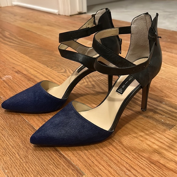 Iike new Steven by Steve Madden pointed toe heels - Picture 1 of 4